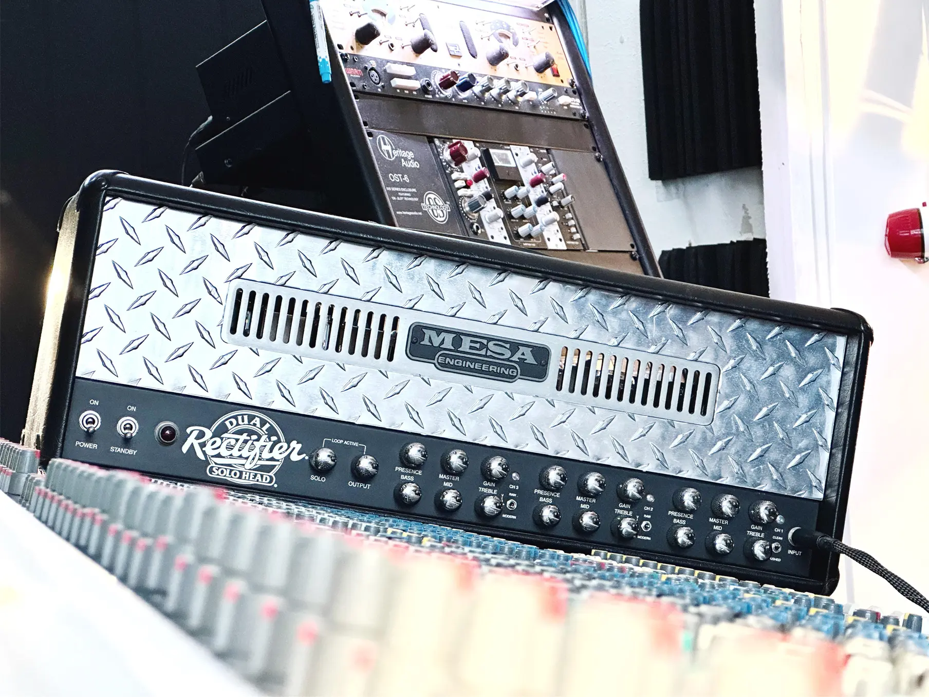 Tonstudio Rhein-Main -Electric Soul Tonstudio - Professionelles Tonstudio bei Mainz – Recording, Mixing & Mastering inklusive Band-Apartment - Recording, Mixing und Mastering in Mainz, Wiesbaden, Bingen und im Rhein-Main-Gebiet